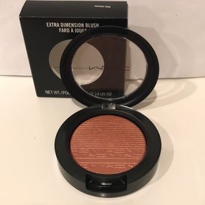 MAC Extra Dimension Blush in Hushed Tone